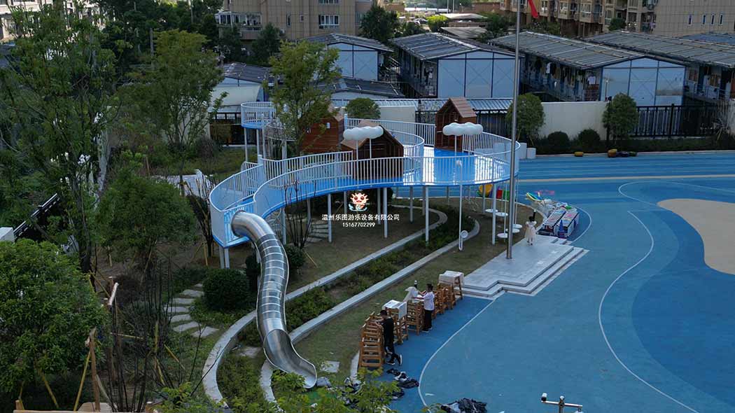 戶外游樂(lè)設(shè)備-1