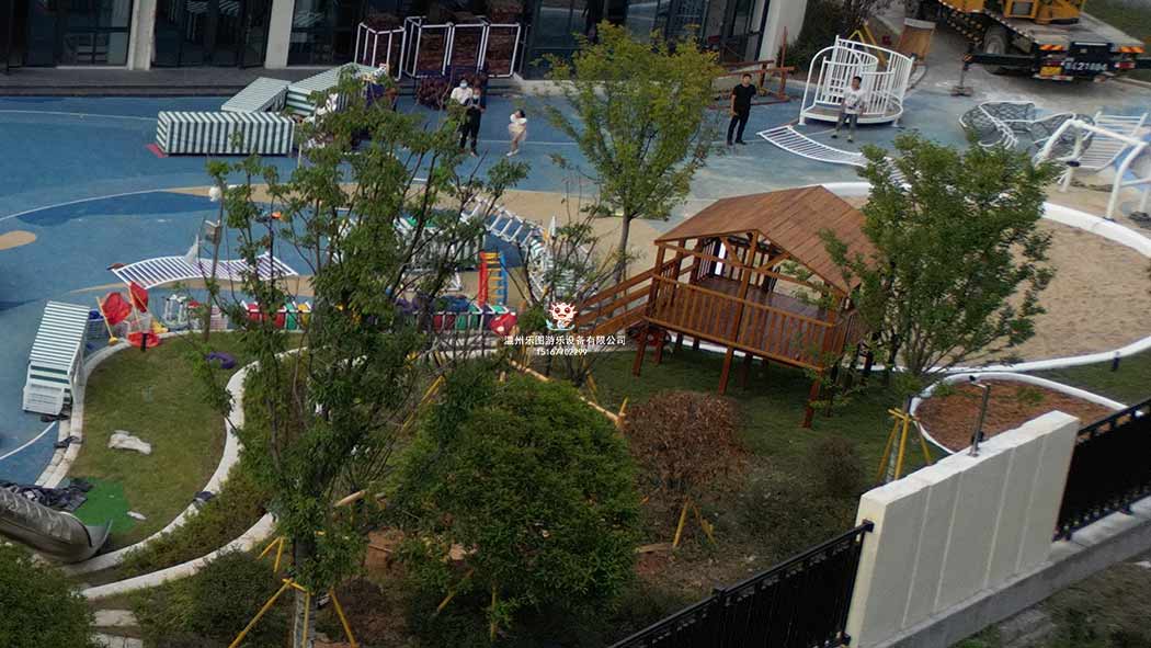 無(wú)動(dòng)力游樂(lè)-1