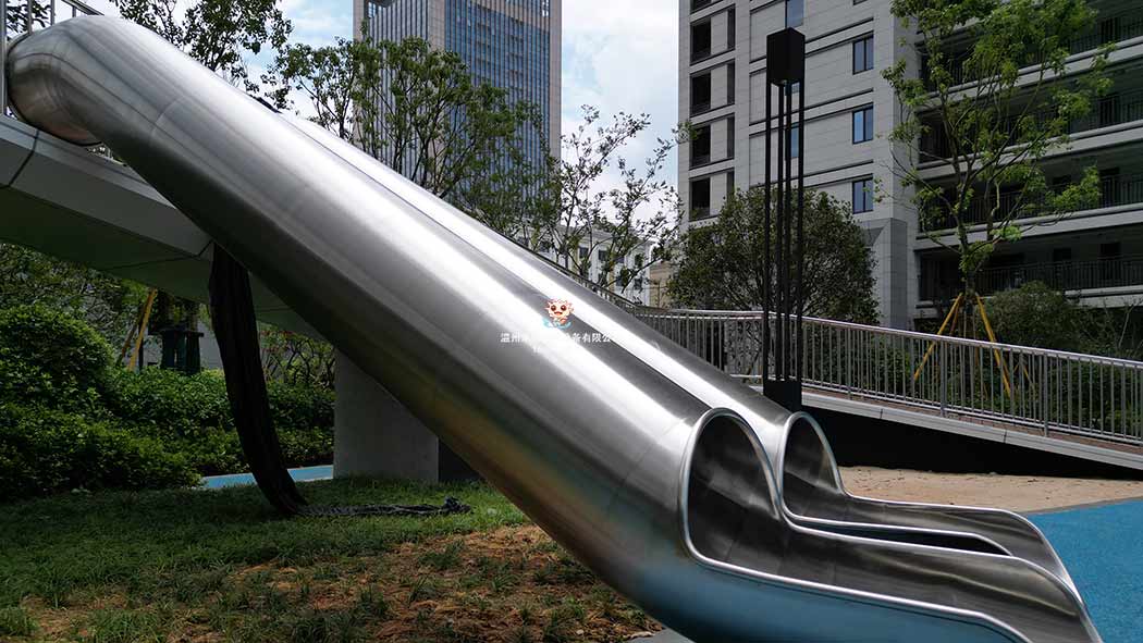 無動(dòng)力游樂設(shè)備