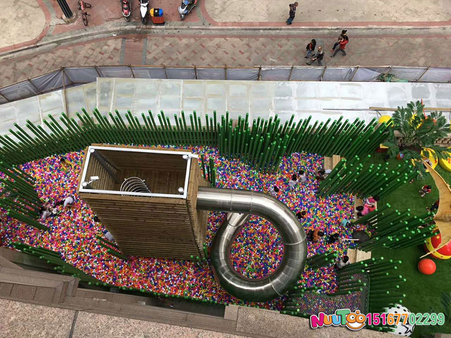 景區(qū)內(nèi)打造一套兒童戶外拓展項(xiàng)目?jī)r(jià)格是多少？