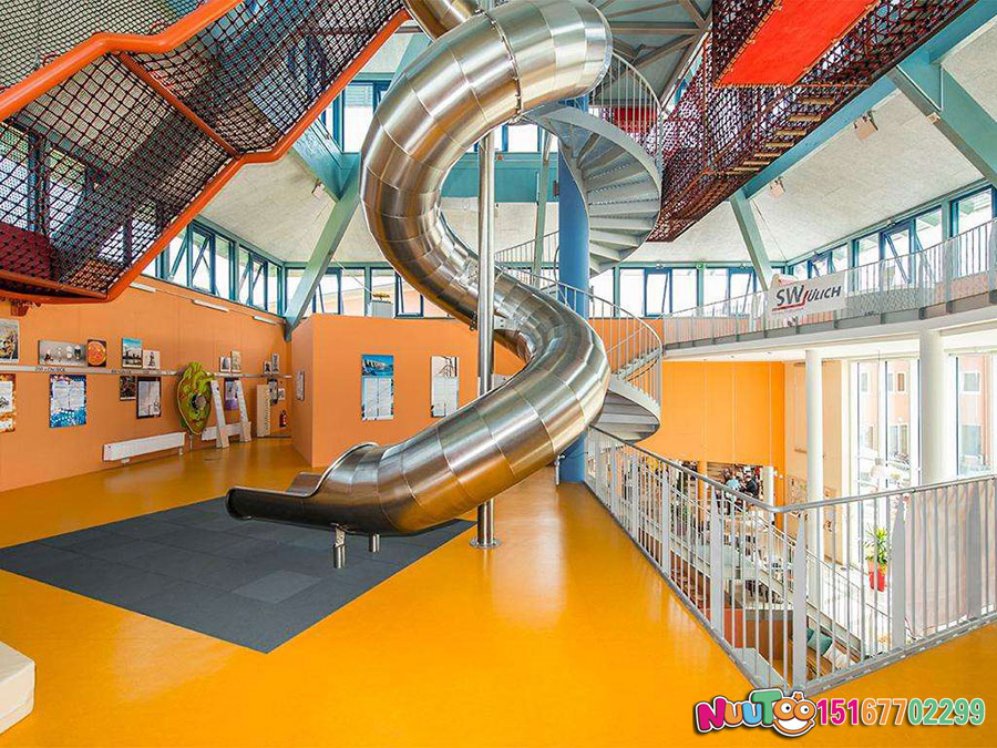 不銹鋼滑梯的不銹鋼材料怎么判斷？要多注意細節(jié)