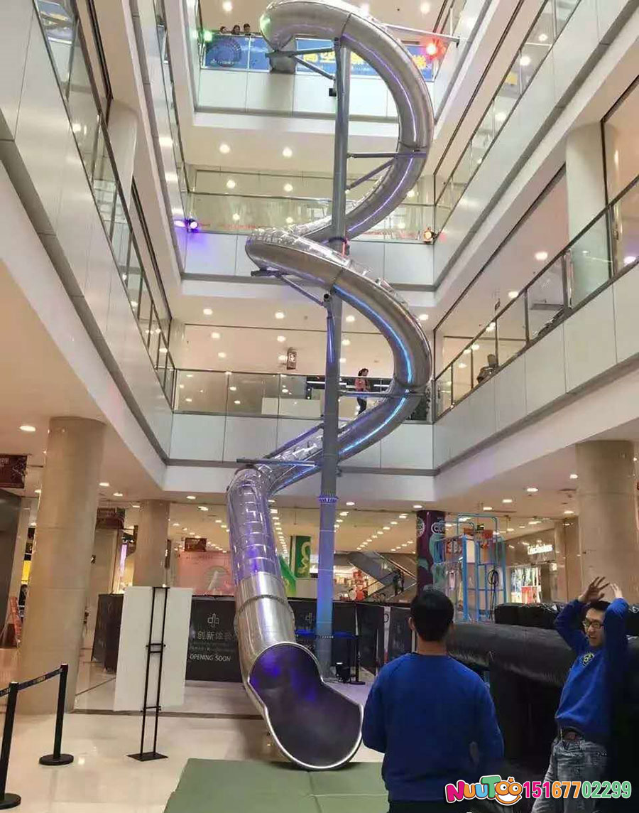 不銹鋼滑梯的材料有什么特別之處？有多方面優(yōu)點