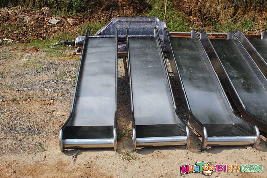 投資濟(jì)南不銹鋼滑梯需要人脈資源嗎？需要一定的人脈